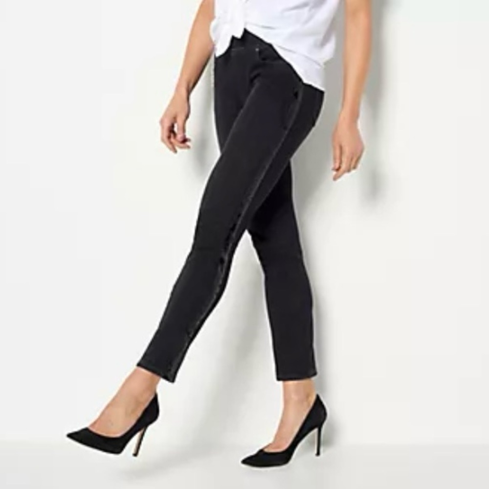 Belle by Kim Gravel Flexibelle Reg Straight Leg Black Sequin Jeans Size 0 NWOT